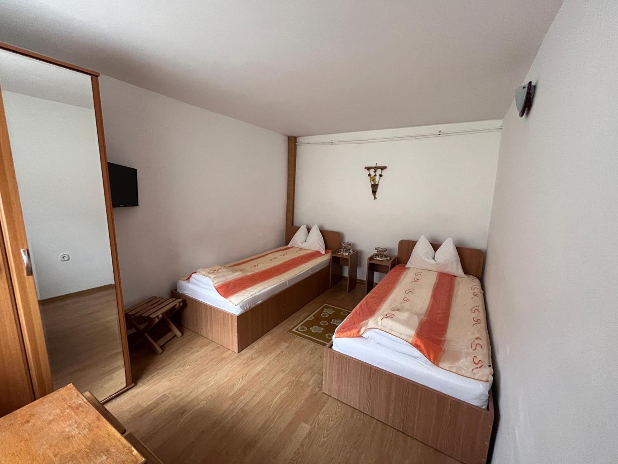 Pensiunea Hera Sighişoara Buitenkant foto